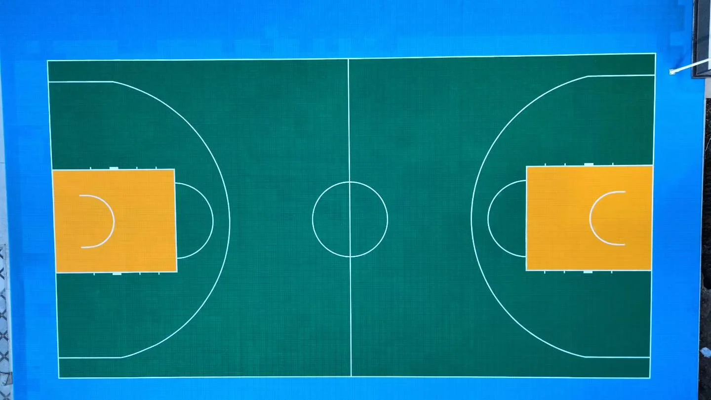 A closer overhead view of the basketball layout and surrounding paths.